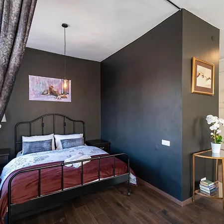 Διαμέρισμα Retro Old Town By Domvia *